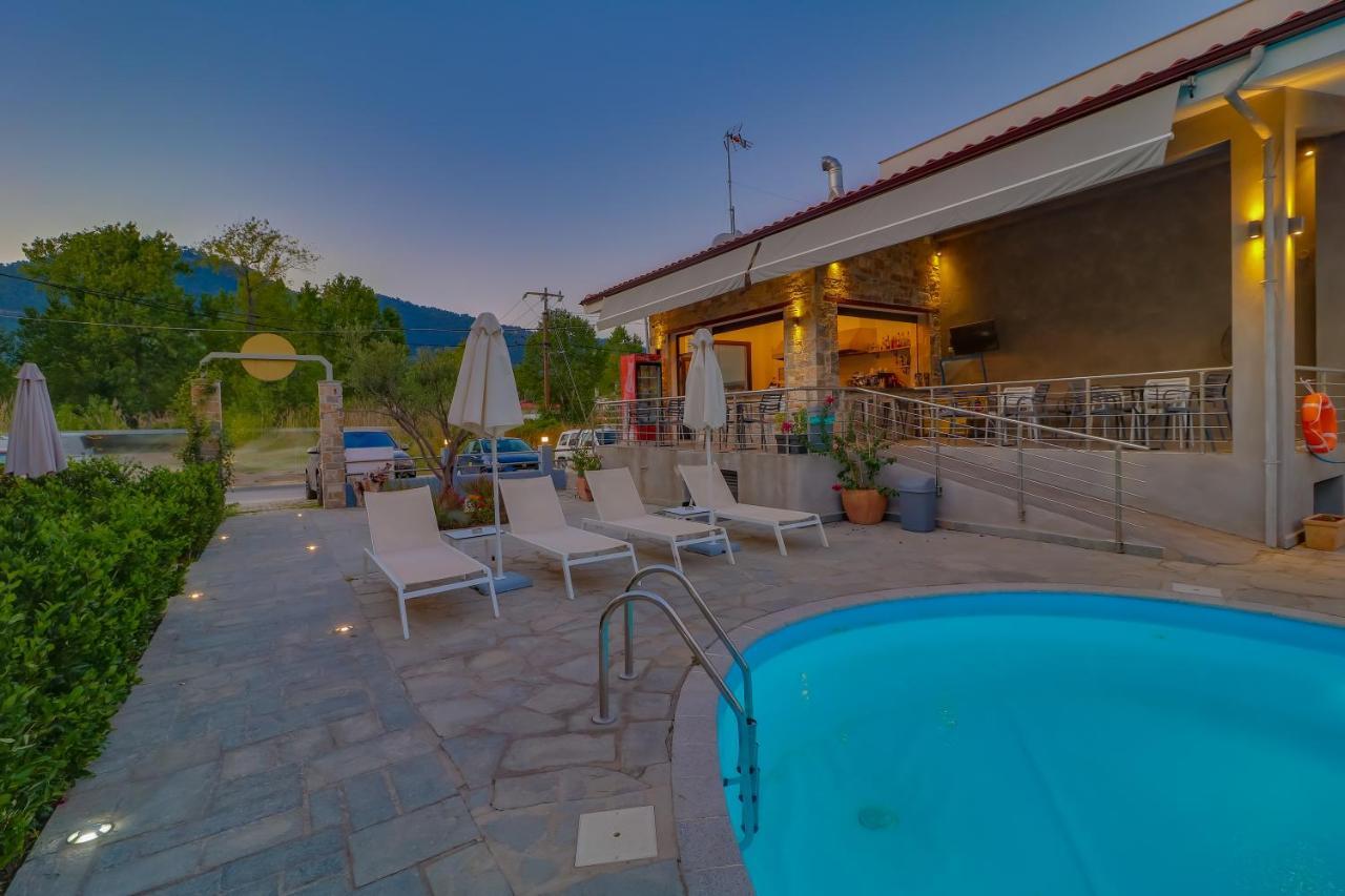 Theros Villas & Suites Криси Амудия Екстериор снимка