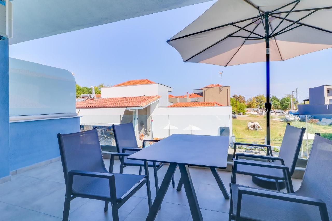 Theros Villas & Suites Криси Амудия Екстериор снимка