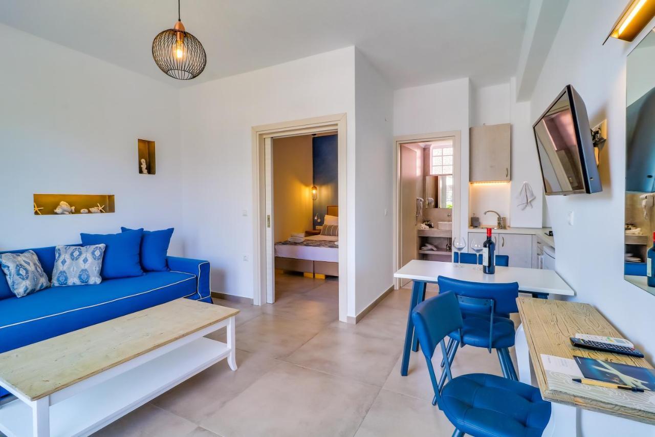 Theros Villas & Suites Криси Амудия Екстериор снимка